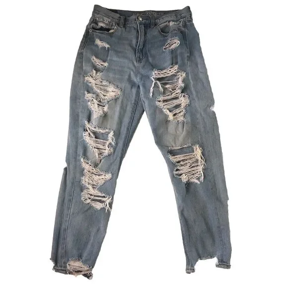 American Eagle Women’s Mom Jean Light Blue Distressed Size 4 Short - Picture 2 of 16